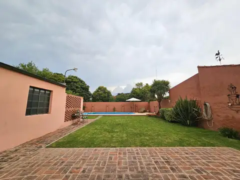 Casa en San Antonio De Areco, casco histórico, estilo colonial