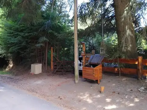 Casa 6 ambientes con 2 baños