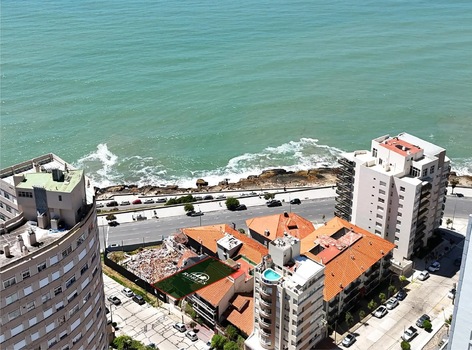 Lote apto desarrollo 179m² en Stella Maris, a metros del mar