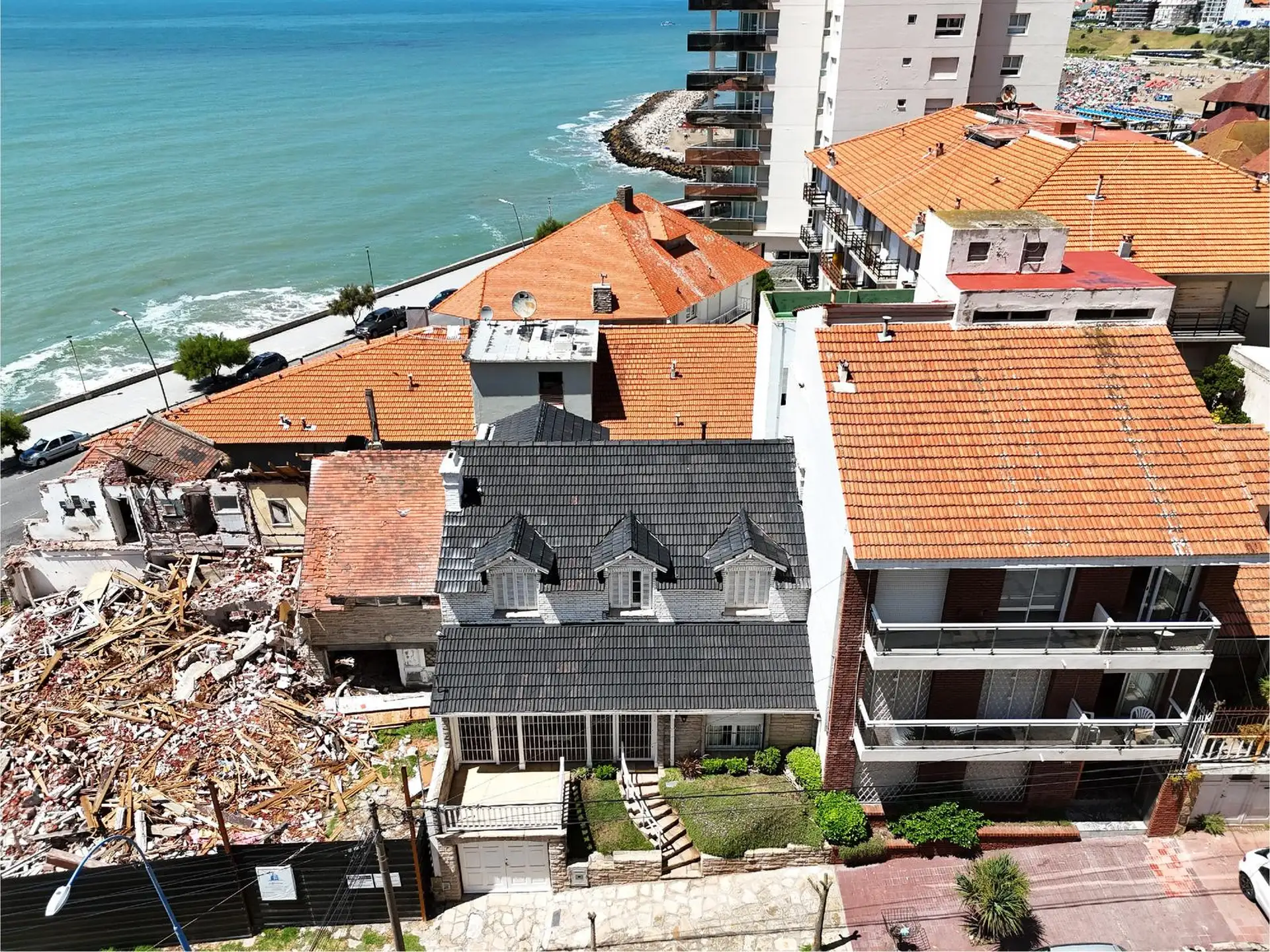 Lote apto desarrollo 179m² en Stella Maris, a metros del mar