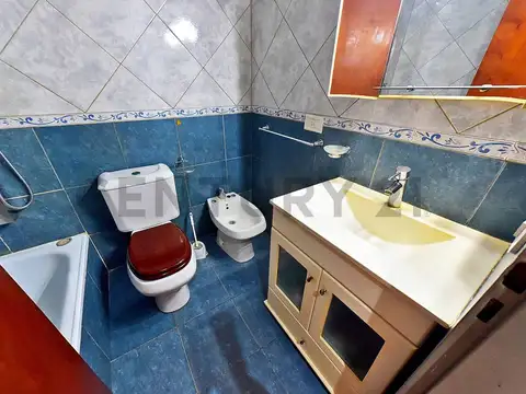 Casa 4 ambientes con 1 baño