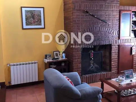 Casa en Venta en Bernal, USD 300.000