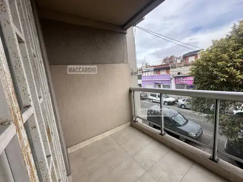 Depto Tipo Casa en Venta en Liniers, USD 130.000