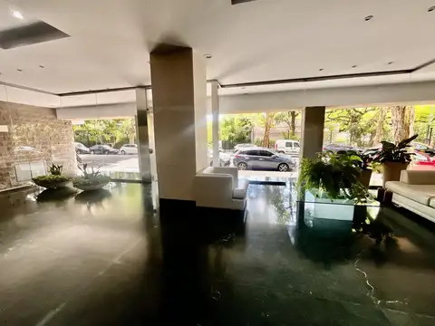 Departamento en Alquiler con 1 cocheras