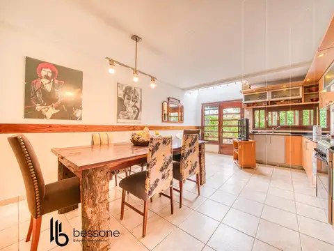 Casa Duplex en Lo Mejor de Barrio Los Pinares