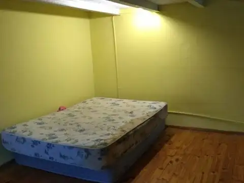 Depto Tipo Casa 7 ambientes con 2 baños