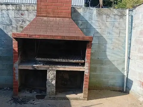 Local en Venta en La Reja, USD 209.000