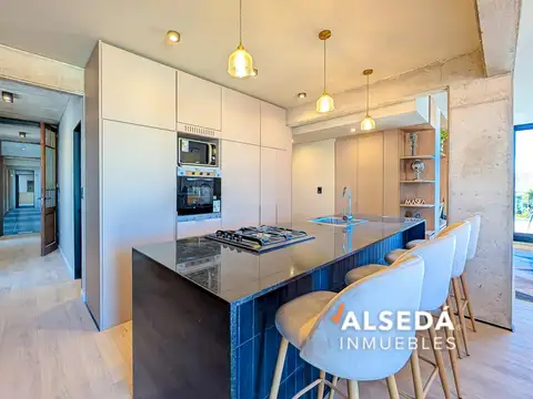 Departamento 4 ambientes con 3 baños