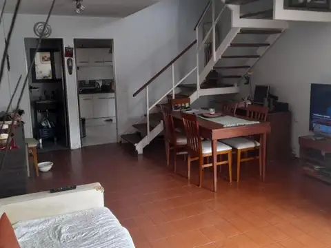 Depto Tipo Casa en Venta de 2 dormitorios