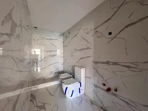 Departamento en Venta con 2 cocheras