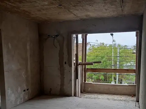 PRE VENTA DE DEPARTAMENTOS DE 2 AMBIENTES EN HAEDO CENTRO