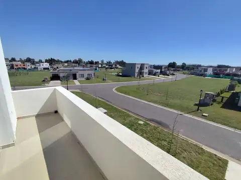 CASA - VENTA - PILAR DEL ESTE - SANTA LUCIA