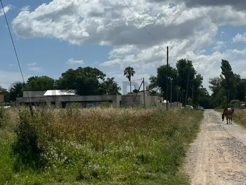 Lote de 690m² en Venta en Villa Elisa, La Plata