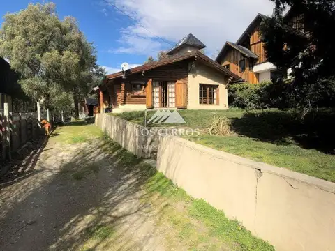 Colihue 556. Entre Av de los Pioneros y Lonquimay