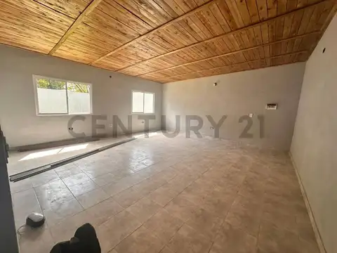 173 Esquina 523 , Piso 0