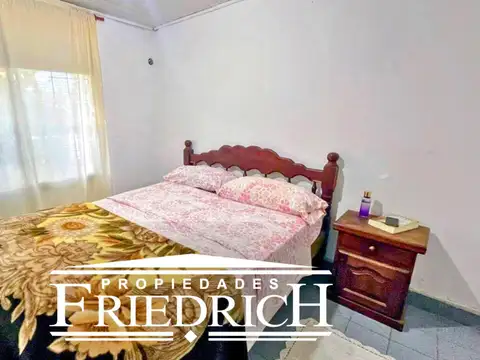 Casa 4 ambientes con 1 baño