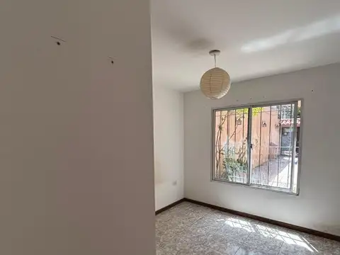 Depto Tipo Casa en Alquiler en Villa Martelli, $ 700.000