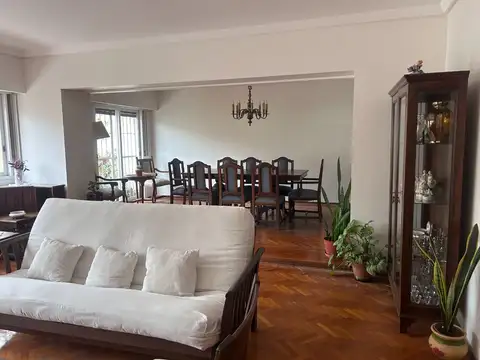 Departamento en Venta de 5 ambientes