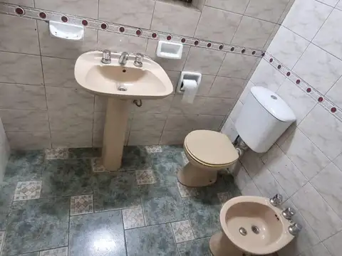 Depto Tipo Casa en Alquiler de Monoambiente