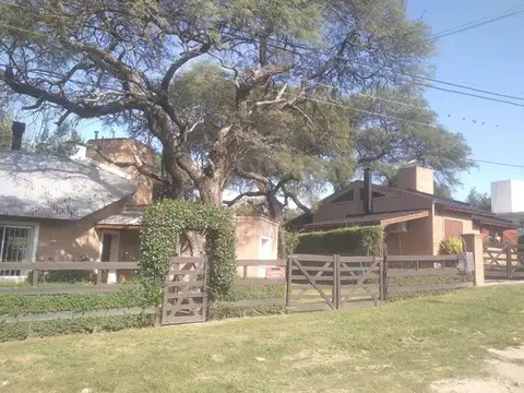 Casa en Venta en Villa Los Aromos