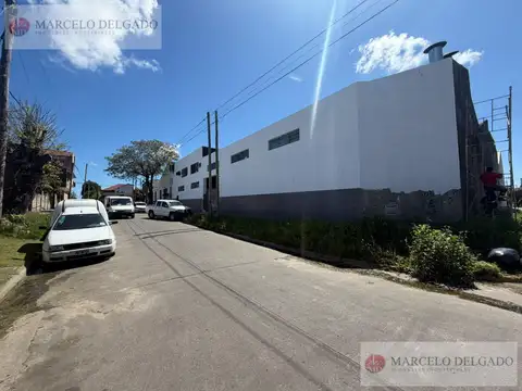 Galpon en Alquiler en Quilmes Oeste, $ 7.200.000