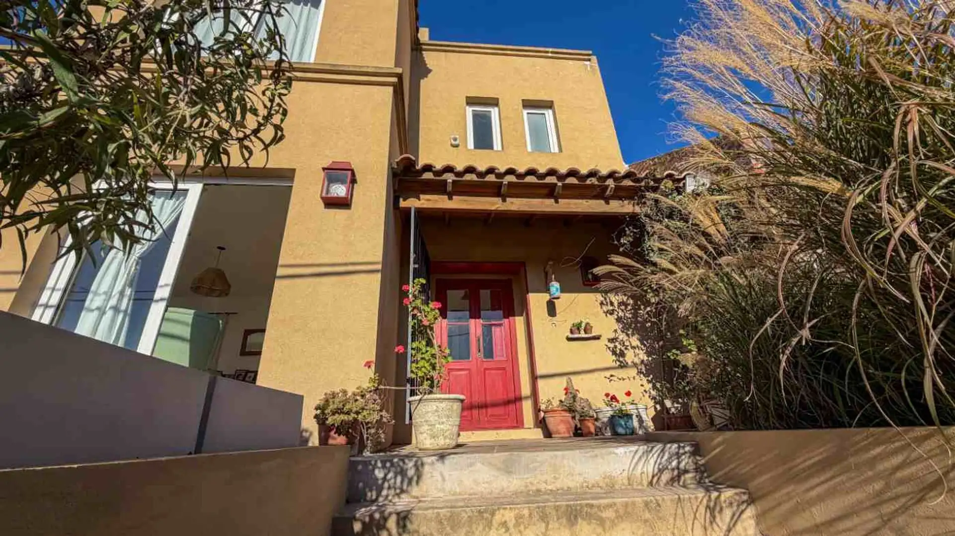 CASA 3 DORM EN BARRIO UNCAS - TANDIL