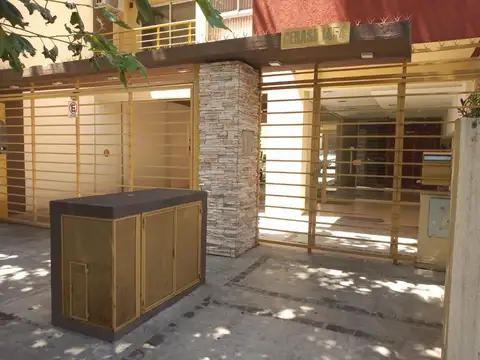 DEPARTAMENTO 2 AMBIENTES C/COCHERA  SUM C/ PARRILLA 