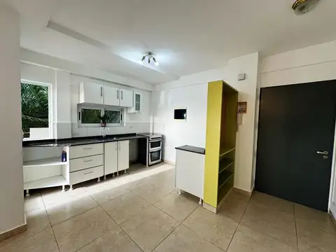 Departamento en Alquiler en San Fernando Vías  /  Centro, $ 950.000