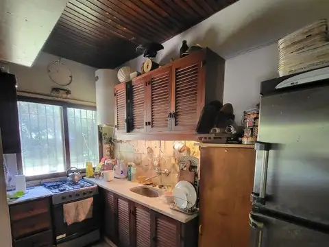 Casa 4 ambientes con 1 baño
