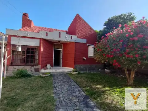 Departamento en venta - 2 Dormitorios 4 Baños - San Bernardo del Tuyú