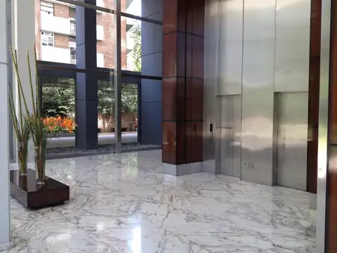 Departamento en Alquiler con 2 cocheras