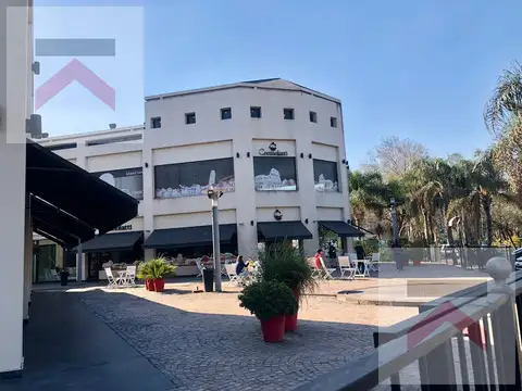 Local en Venta en Barrio el Cazador, USD 1.700.000