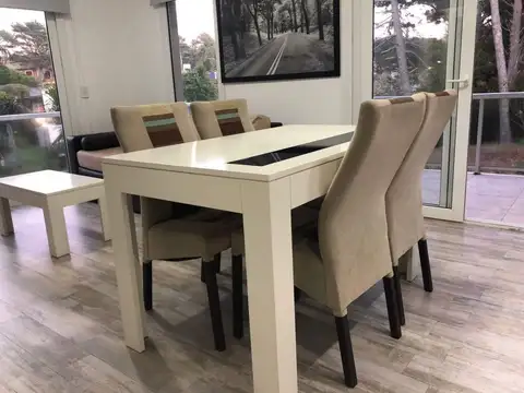 Coronel de Marina Ángel Hubac 300