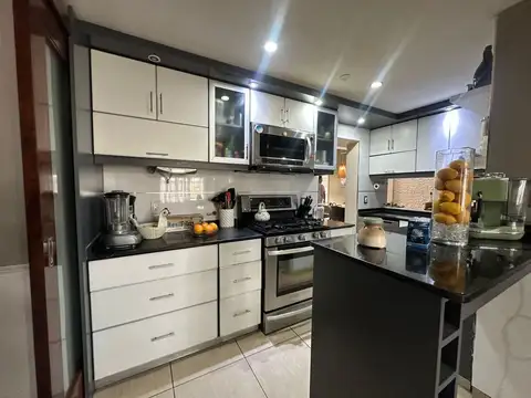 Casa en Venta en Fray Luis Beltran, USD 239.000