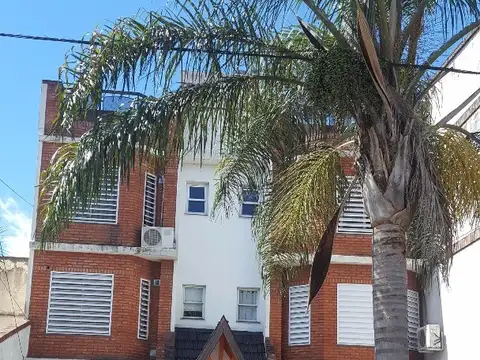 Caupolican 3900, Piso 2