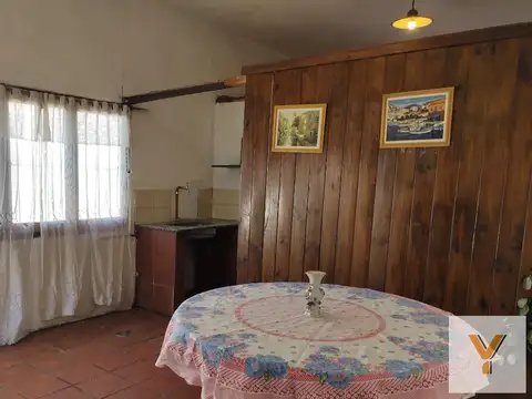 Casa en venta - 2 Dormitorios 1 Baño - Cochera - 300Mts2 - Mar del Plata