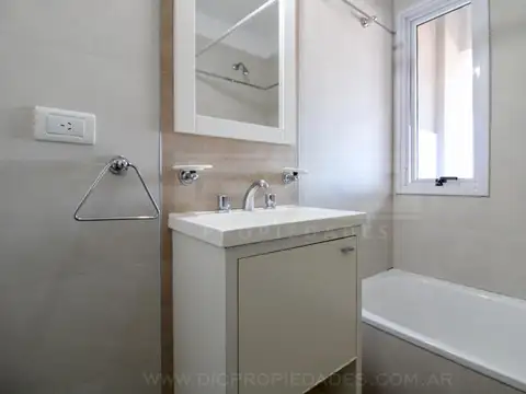 Departamento en Alquiler en Olivos, $ 1.100.000