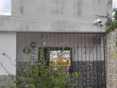 Pasaje 9 de Julio 100, Piso 0