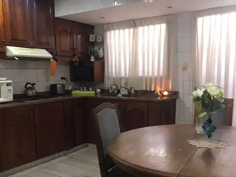 Depto Tipo Casa en Venta en Moron Norte, USD 70.000