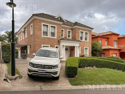 Casa en Alquiler de 3 dormitorios
