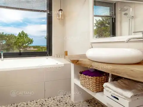 Casa en Alquiler Temporal en Manantiales, USD 17.000