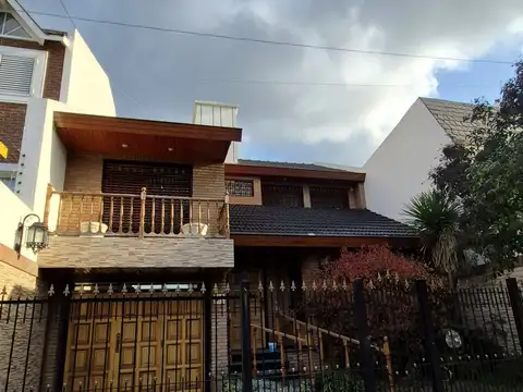 Venta Casa 5 Ambientes