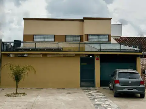 Casa en Venta en La Plata [Cod: ]