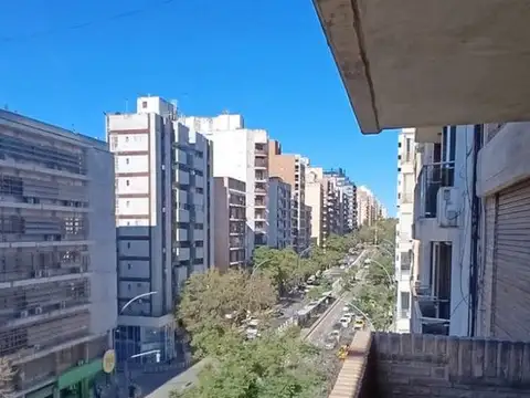 VENTA DEPARTAMENTO SEMIPISO CON COCHERA