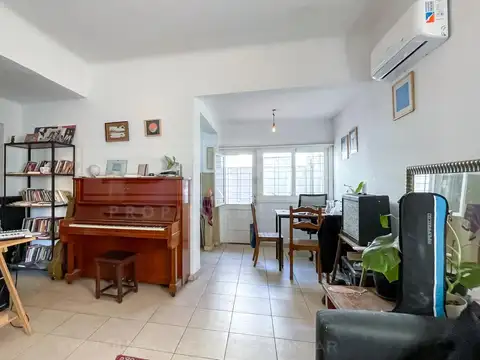 Depto Tipo Casa 2 ambientes con 1 baño