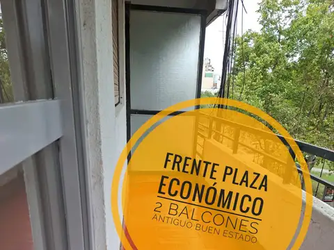 Depto. 2 dormitorios externo - céntrico frente a plaza