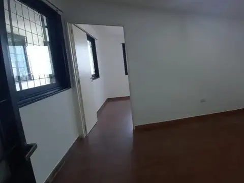 Depto Tipo Casa en Alquiler de 1 dormitorio