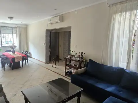 VENTA CASA 4 AMBIENTES LINIERS - EL CARDENAL 6900