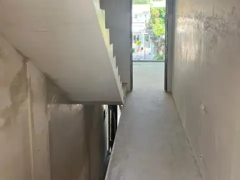 Espectacular triplex a estrenar en Florida, 5 ambientes