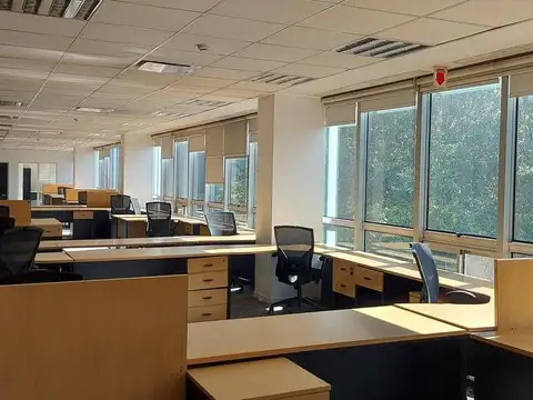 Oficina en Alquiler al Noroeste